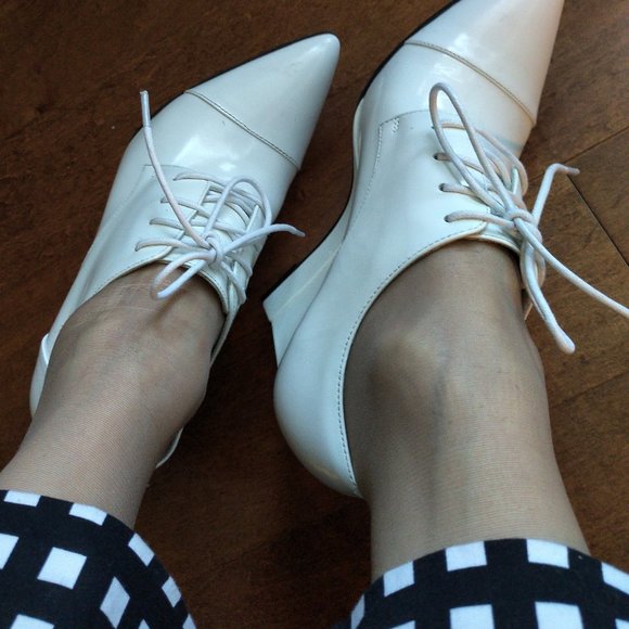JEFFREY CAMPBELL ankle white booties 7.5 - Picture 4 of 10